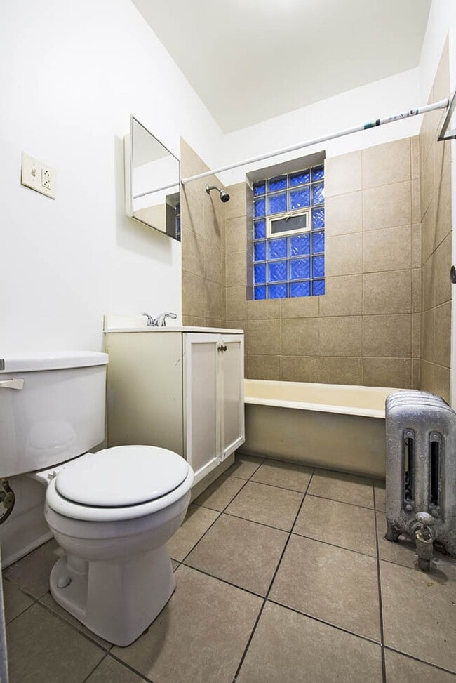 Building Photo - 6401-03 S California Ave 2749-57 W 64th St Chicago, IL 60629