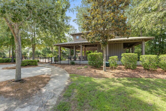 Building Photo - 2319 Watchtower Ln