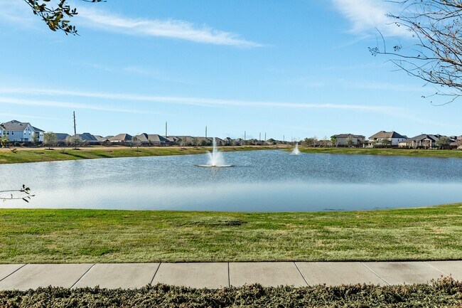 Building Photo - 9619 Wright Dr