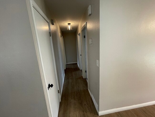 Building Photo - 781 N 950 W St