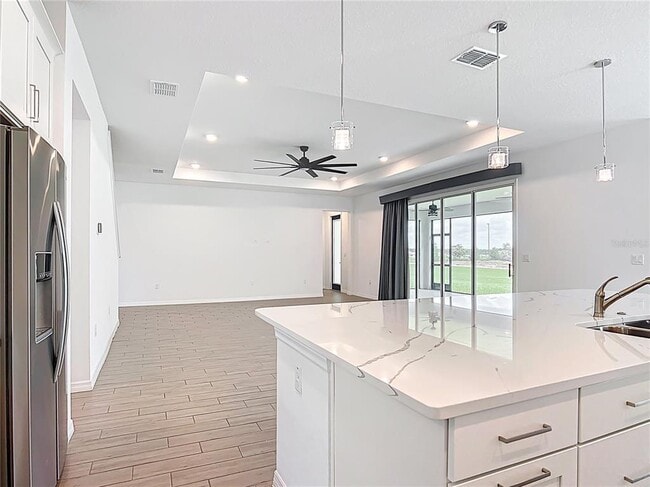 Building Photo - 7067 SW 60th Ln