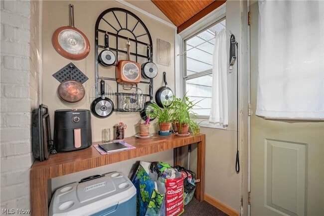 Building Photo - 1501 E 248th St