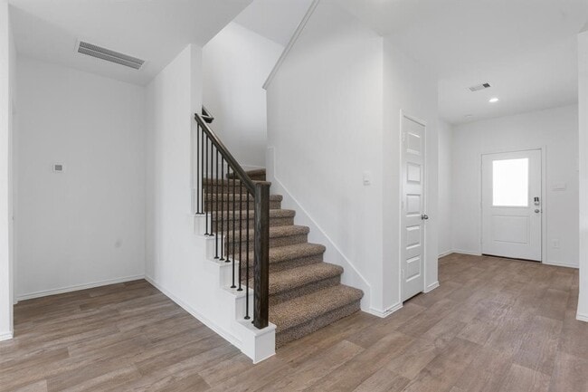 Building Photo - 7319 Audubon Russet Dr