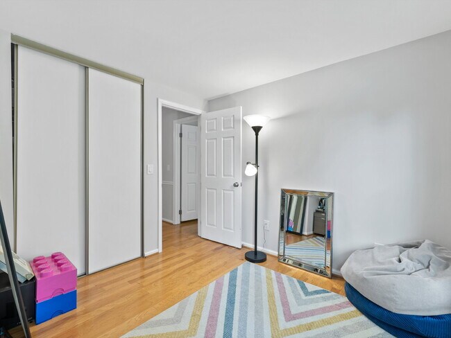 Building Photo - Your Dream Home Awaits!