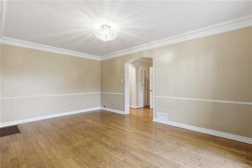 Building Photo - 238 S Detroit St