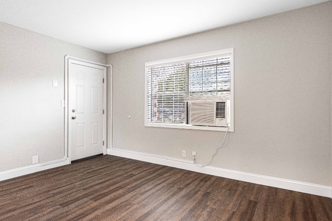 Building Photo - 4460 Old Mission Rd