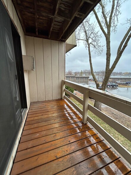 Condo Deck with Partial Lake View - 4371 Wilshire Blvd