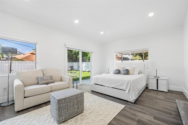 Building Photo - 730 Northwest 18th Avenue, Miami, FL 33125...