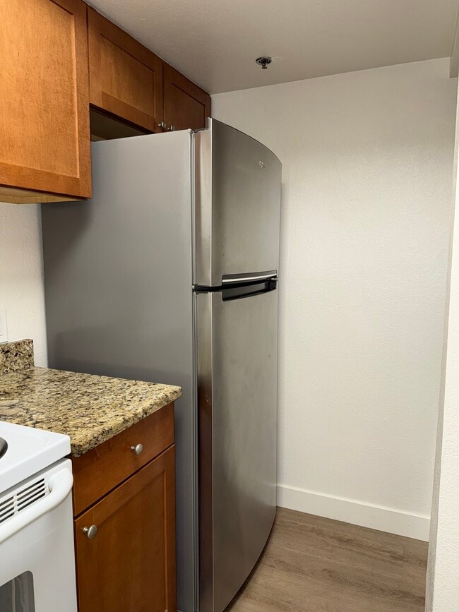 Building Photo - 4200 S Valley View Blvd