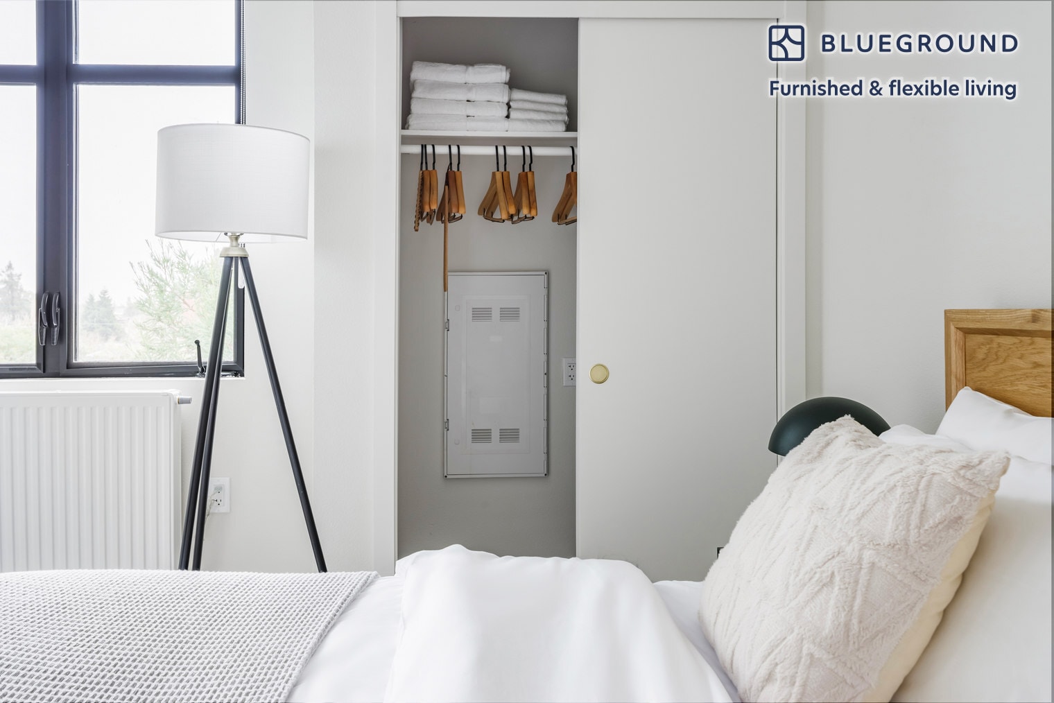 Building Photo - 1698 University Ave