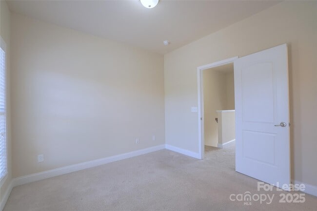 Building Photo - 11125 Cedar Walk Lane