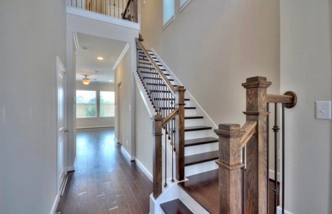 Building Photo - 1804 Cavanal St