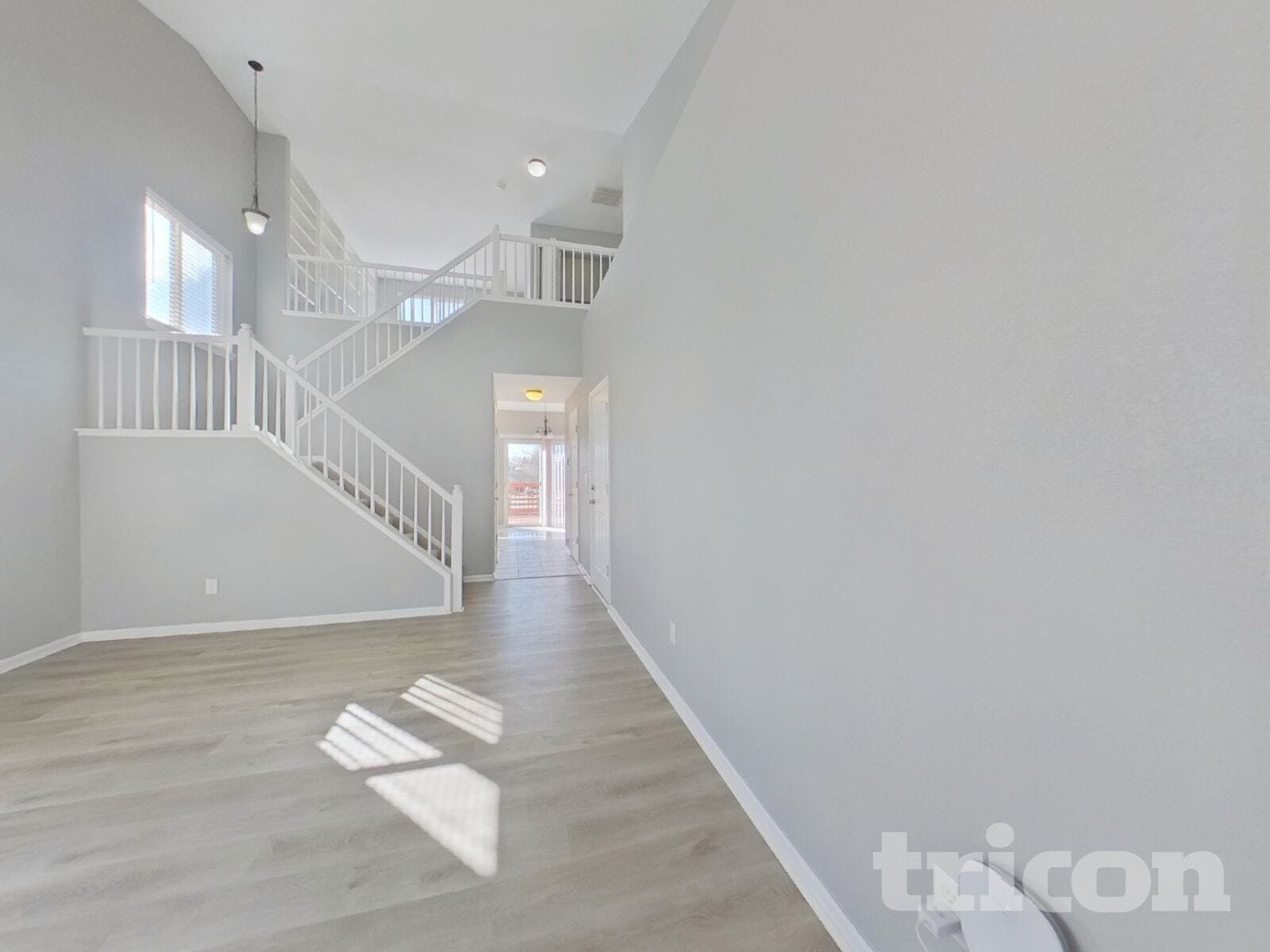 Building Photo - 12450 S Hollow Creek Ct