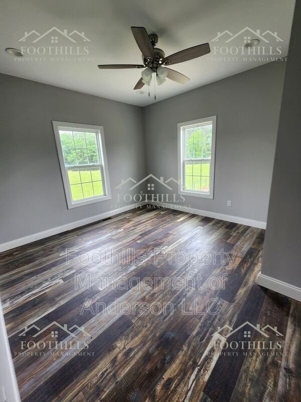 Building Photo - 128 Hudgins Lake Rd