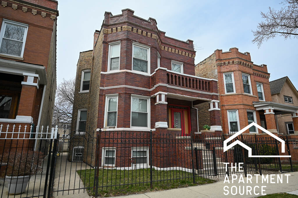 Building Photo - 1914 N Keeler Ave
