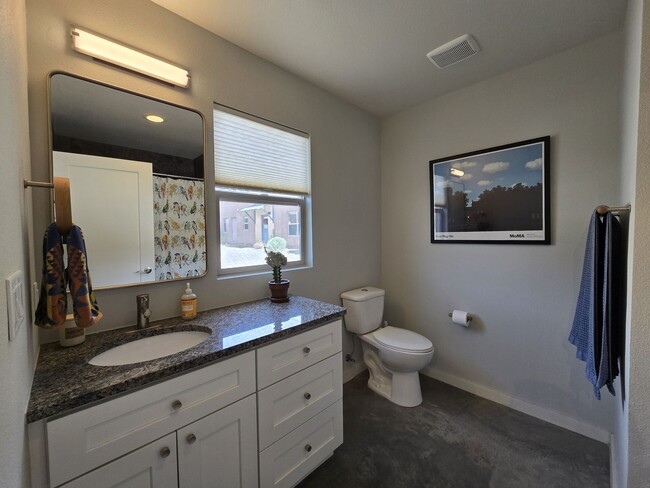 Building Photo - 2180 W Alameda St