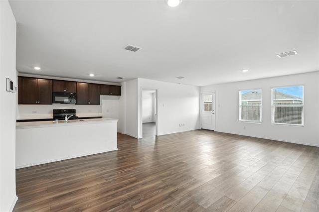 Building Photo - 5348 Finbrooke Dr