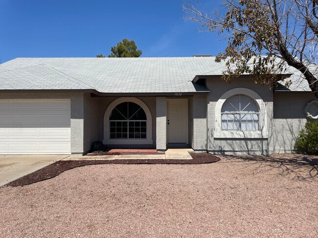 Building Photo - 7632 W Pershing Ave