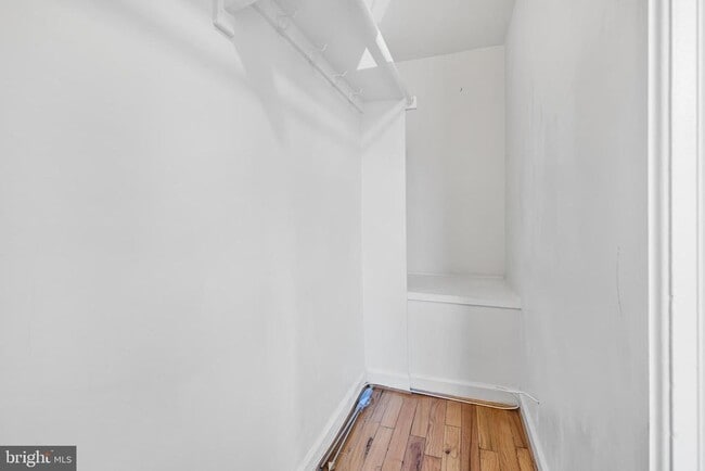 Building Photo - 3011 S Buchanan St