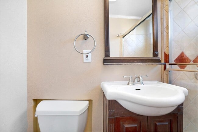 Building Photo - 663 Los Padres Blvd