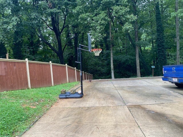 Rear Parking - 2147 Perkerson Rd SW