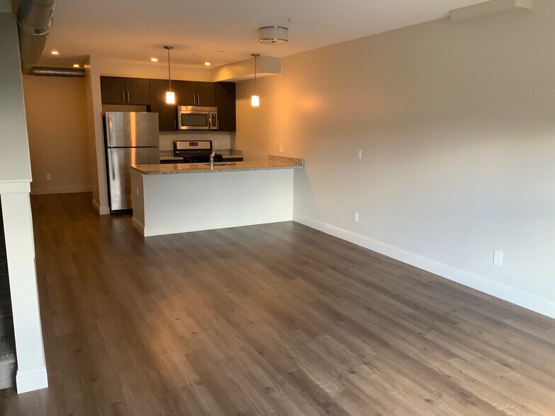 Building Photo - Lofts at 307 Main LLC