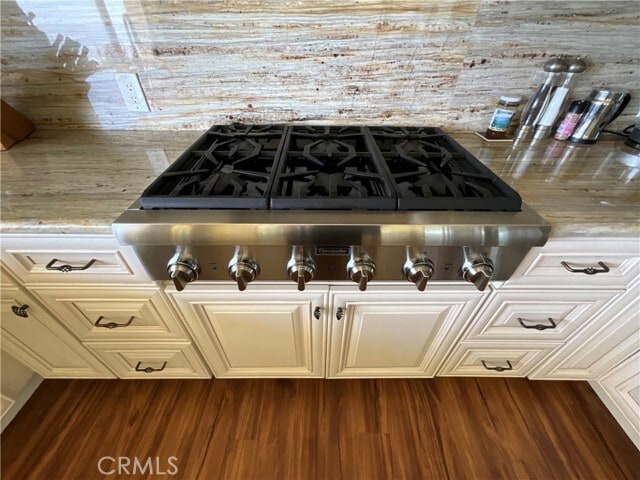 Building Photo - 3160 Crownview Dr