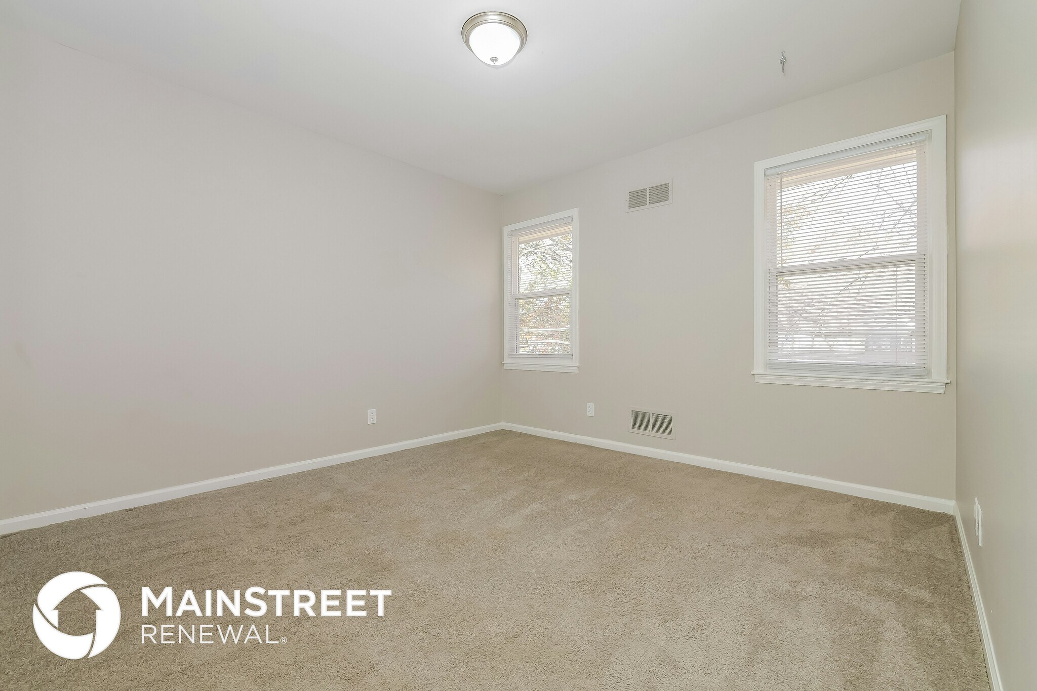 Building Photo - 10940 Reeder St