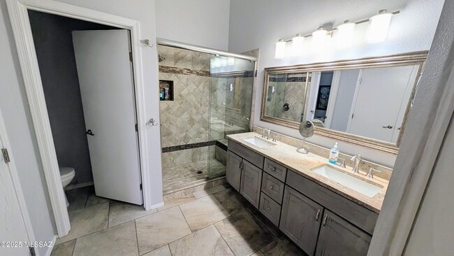 Building Photo - 38973 S Tranquil Dr
