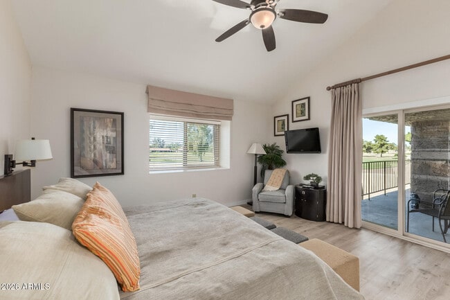 Building Photo - 7424 N Vía Camello Del Norte