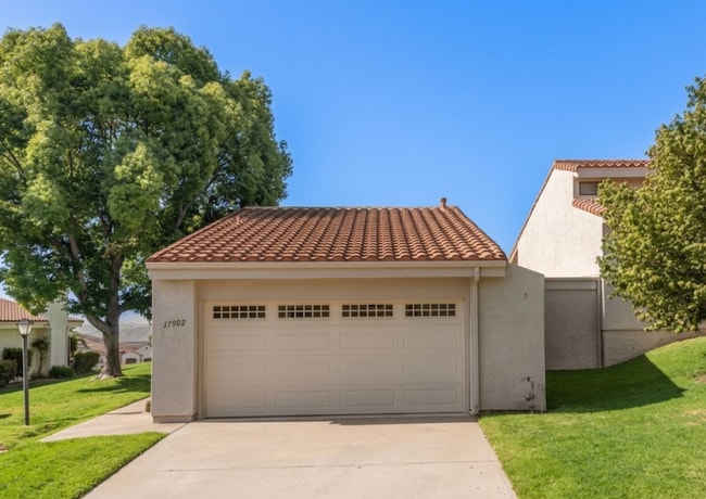 Building Photo - 17902 Villamoura Dr