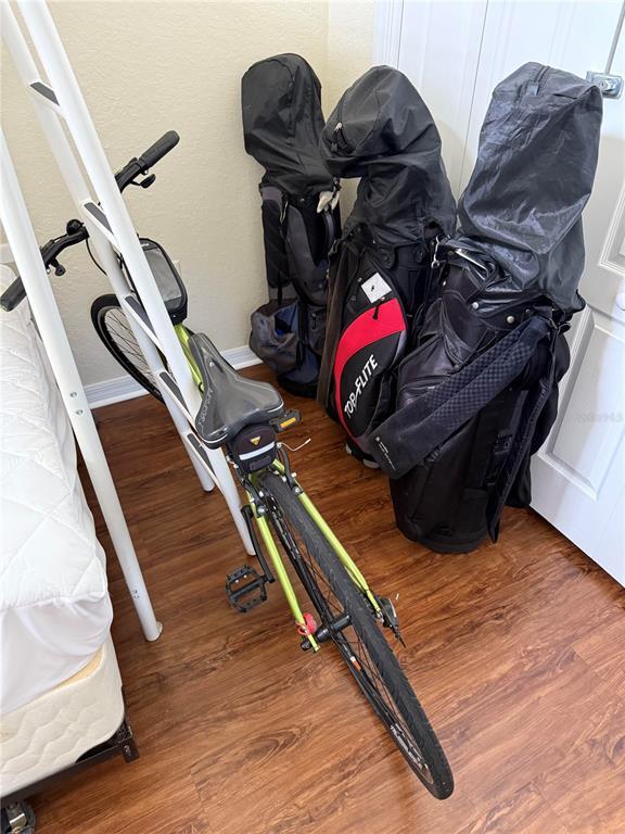 Building Photo - 2068 Sifield Greens Way