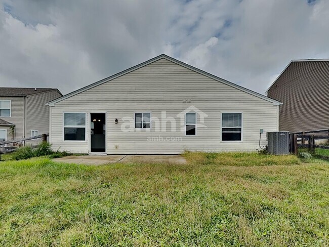 Building Photo - 10248 Meadow Glen Dr