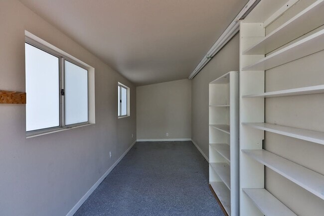 Building Photo - 1020 Madison Ave