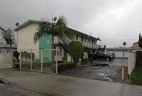 Building Photo - 2039 Wallace Ave.