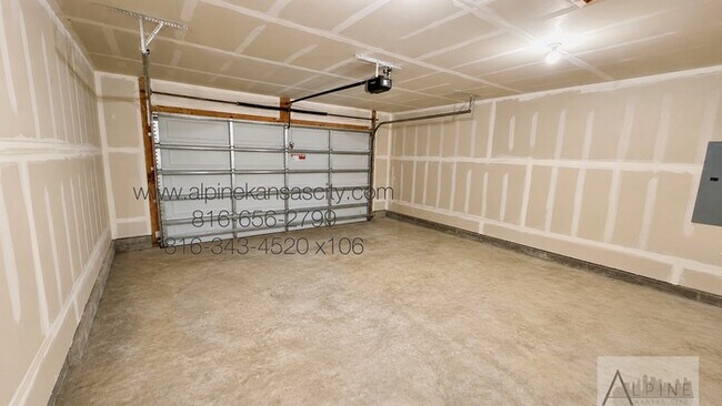Building Photo - New Construction Available in Woodhaven