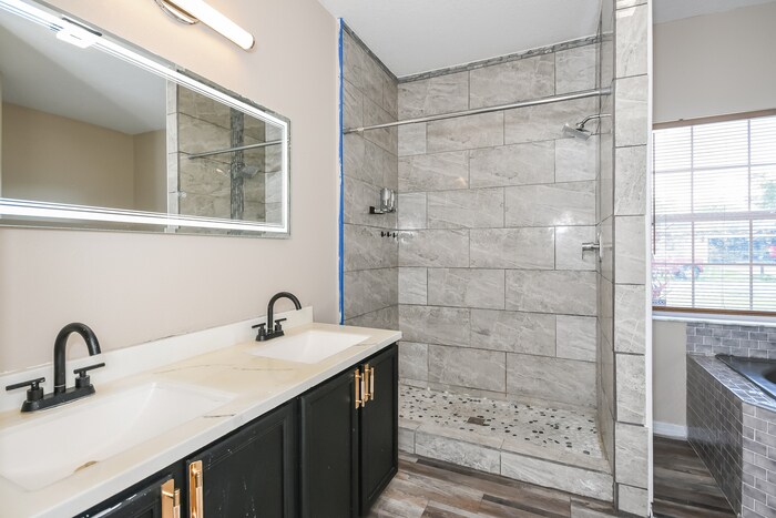 Building Photo - 768 Pelican Ct