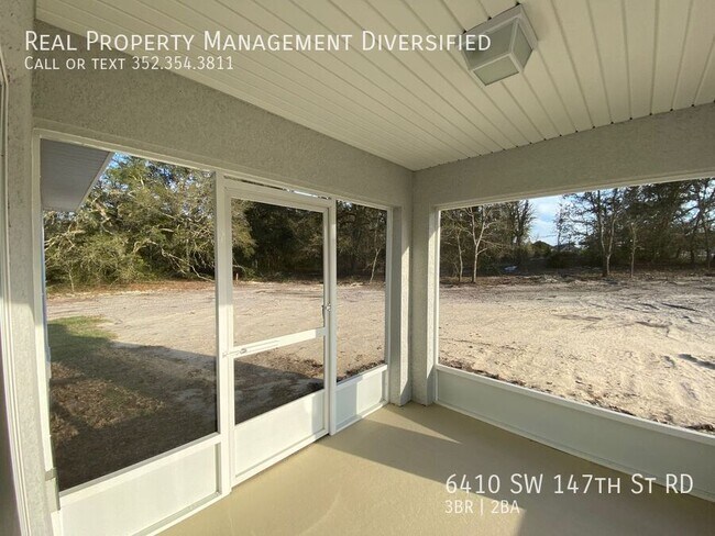 Building Photo - 6410 SW 147th St Rd