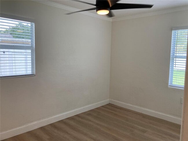 Building Photo - 7131 Orpine Dr N