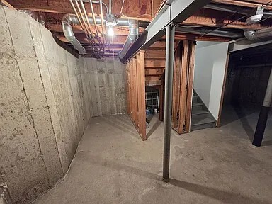 Building Photo - 2909 White Thorn Cir