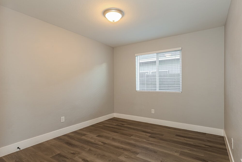 Building Photo - 4920 S 23rd Ave