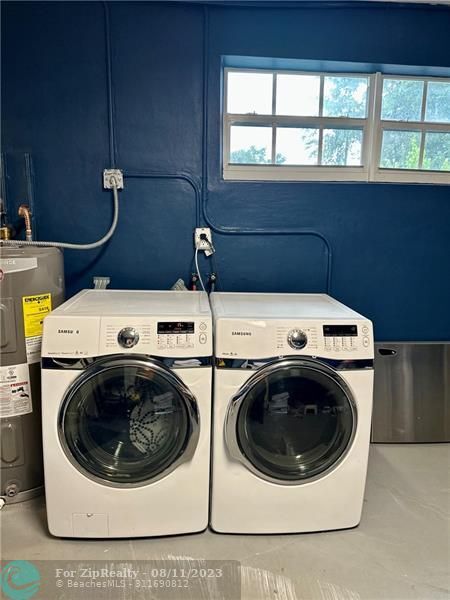 Building Photo - 4115 Madison St