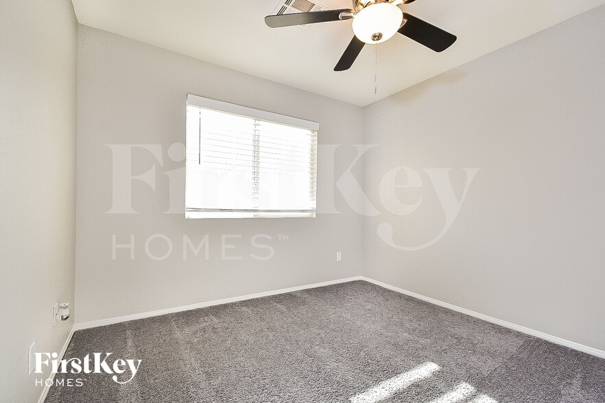 Building Photo - 7841 Olympus Ave