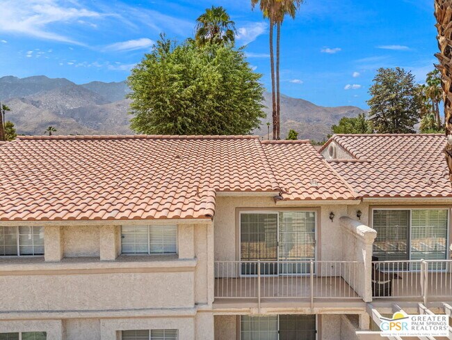 Building Photo - 505 S Farrell Dr