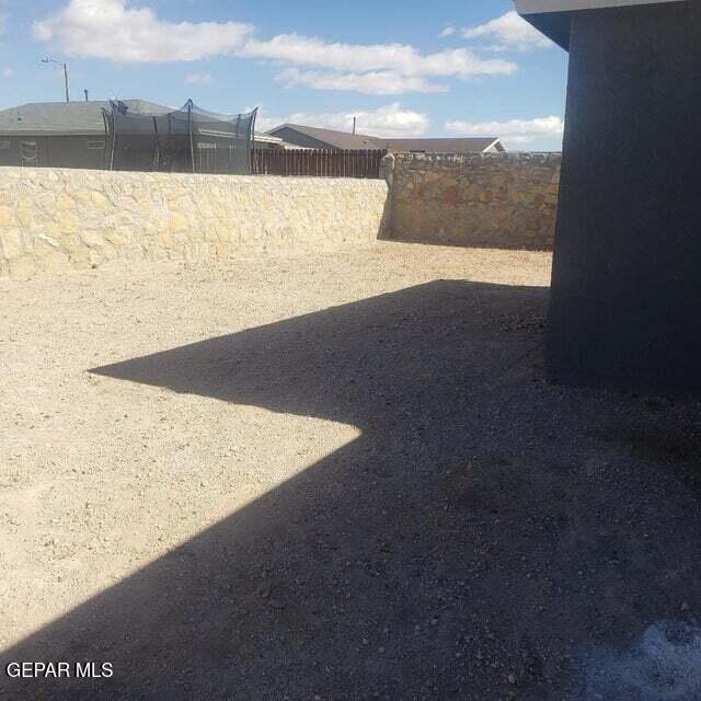Building Photo - 14249 Paraiso Dr