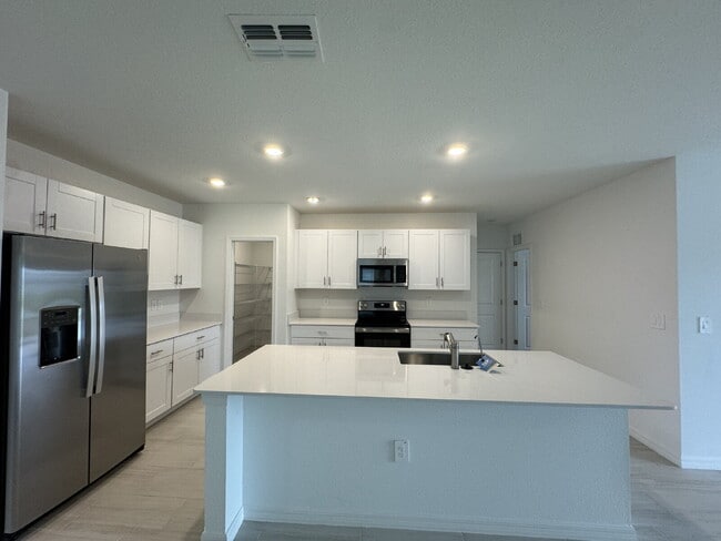 Building Photo - 11634 Radiant Shr Lp
