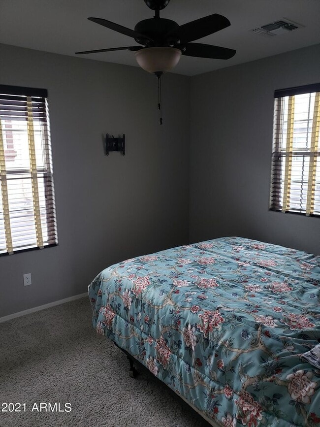 Building Photo - 16345 W Latham St