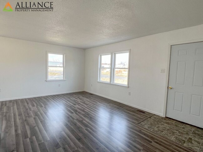 Building Photo - Cute House in Wamego - Close to Highway 99!