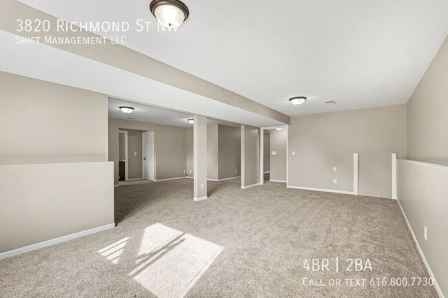 Building Photo - 3820 Richmond St NW