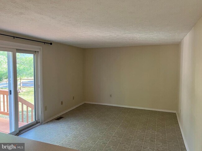 Building Photo - 12205 Parkstream Terrace